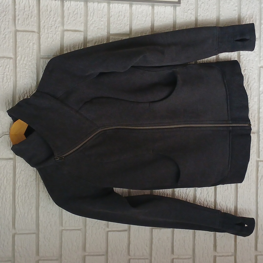Lululemon scuba size 6 Charcoal